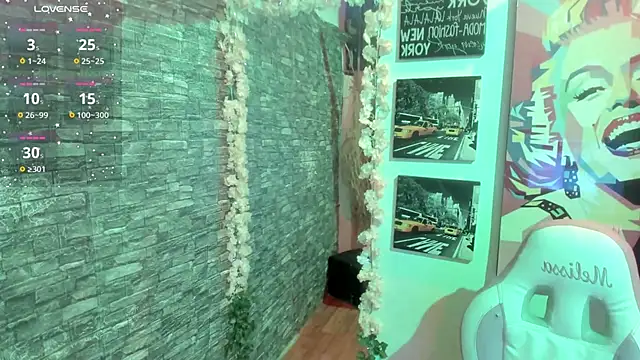 Snapshot of valery__star chatting on October 11, 2025, 1:56 pm valery star online show from October 11, 2025, 1:56 pm