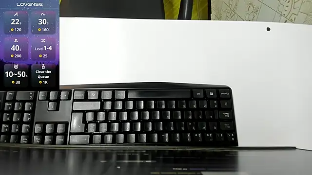 Snapshot of Issa_Milf__ chatting on October 21, 2025, 12:59 pm Issa Milf online show from October 21, 2025, 12:59 pm