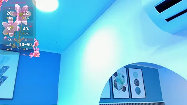 Snapshot of liz__cute chatting on November 22, 2025, 11:53 am liz cute online show from November 22, 2025, 11:53 am