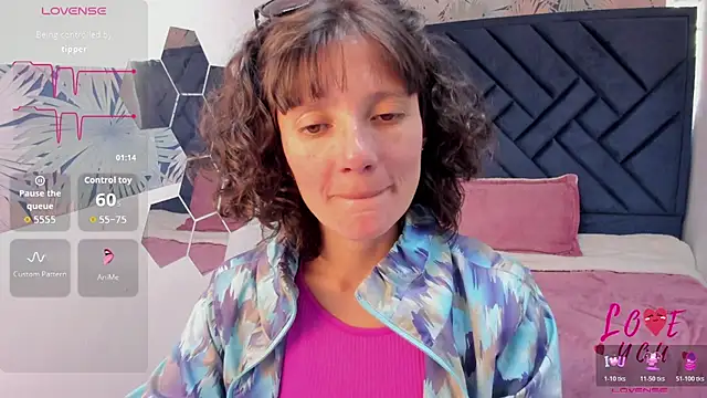 Snapshot of Valery_More__ chatting on July 8, 2026, 3:56 pm Valery More online show from July 8, 2026, 3:56 pm