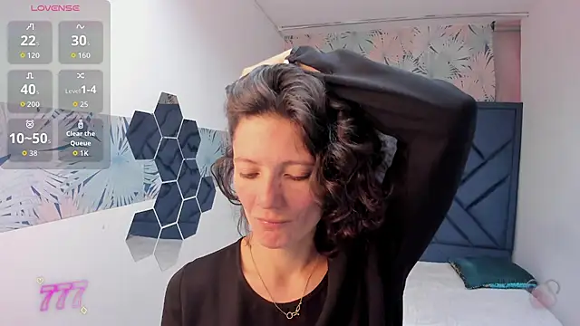 Valery More   online show from June 18, 2026, 1:16 pm