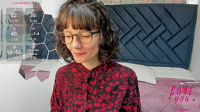 Snapshot of Valery_More__ chatting on June 27, 2026, 1:17 pm Valery More online show from June 27, 2026, 1:17 pm
