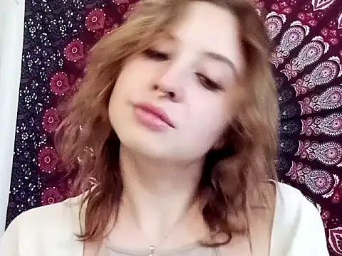 Snapshot of AdalynKiss chatting on October 9, 2025, 6:14 am AdalynKiss online show from October 9, 2025, 6:14 am