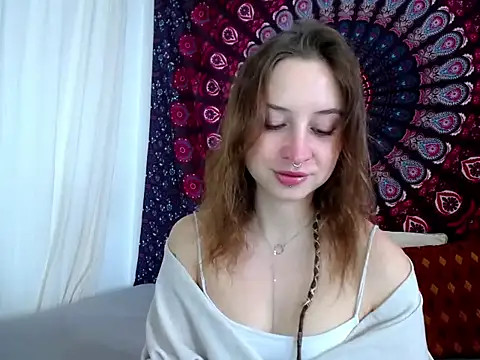 AdalynKiss online show from April 12, 2026, 6:27 am