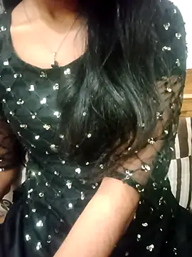 Meenu rani6 online show from December 21, 2025, 3:47 pm