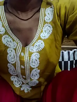 Meenu rani6 online show from October 13, 2025, 12:40 pm