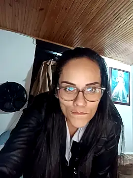 QueenBDSM online show from October 22, 2025, 12:32 am