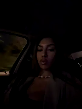 Snapshot of Candy_flippp chatting on October 10, 2025, 9:37 pm Candy flippp online show from October 10, 2025, 9:37 pm