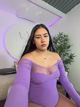 Scarlett Kiiss online show from March 18, 2026, 12:08 pm