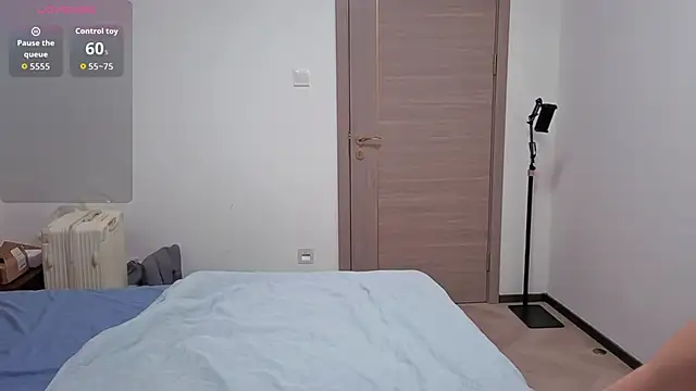 Snapshot of dudu-baby10 chatting on October 25, 2025, 5:35 pm dudu-baby10 online show from October 25, 2025, 5:35 pm