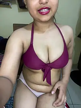 Snapshot of soniyaverma00 chatting on May 15, 2026, 8:29 pm soniyaverma00 online show from May 15, 2026, 8:29 pm