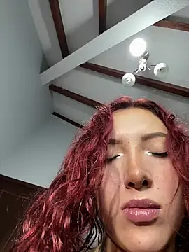 SelenaRouge1 online show from January 15, 2026, 4:05 am