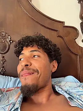 moreninhoosexy online show from May 22, 2026, 3:54 pm