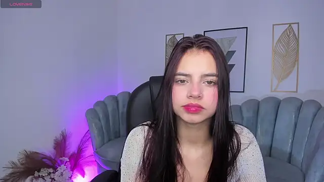 zharaa fox online show from February 27, 2026, 3:07 am