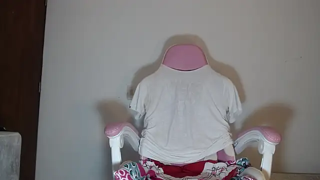 Snapshot of Adrew_fox chatting on November 13, 2025, 7:18 pm Adrew fox online show from November 13, 2025, 7:18 pm