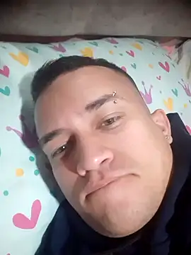 Snapshot of Bajisb717 chatting on October 1, 2025, 4:44 pm Bajisb717 online show from October 1, 2025, 4:44 pm