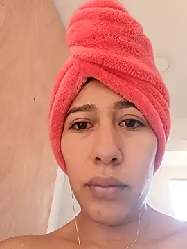 Amelia Rivas online show from October 25, 2025, 2:07 pm