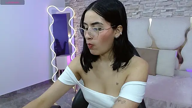 Snapshot of casse_tay chatting on October 19, 2025, 3:20 am casse tay online show from October 19, 2025, 3:20 am