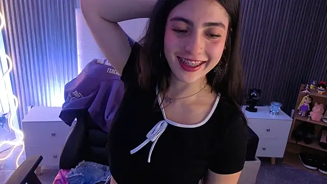 Snapshot of Ixchel_tay chatting on July 28, 2026, 3:25 am Ixchel tay online show from July 28, 2026, 3:25 am
