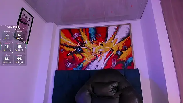 Snapshot of violet_blaze chatting on December 3, 2025, 11:31 am violet blaze online show from December 3, 2025, 11:31 am