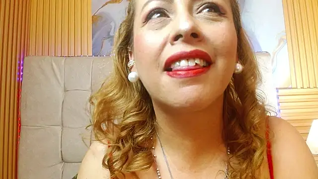 mavyhot303 online show from October 11, 2025, 10:33 pm