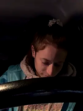 GoldenPussy1329 online show from October 28, 2025, 10:20 pm