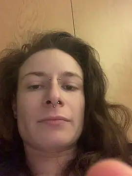 Snapshot of GoldenPussy1329 chatting on February 28, 2026, 11:37 pm GoldenPussy1329 online show from February 28, 2026, 11:37 pm