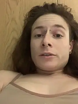 Snapshot of GoldenPussy1329 chatting on February 27, 2026, 2:34 am GoldenPussy1329 online show from February 27, 2026, 2:34 am