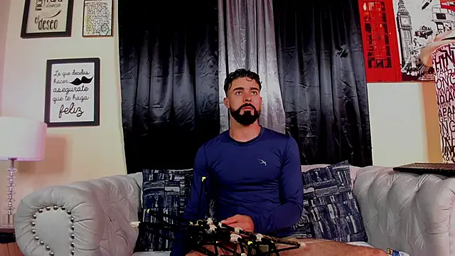 Snapshot of Kael_Bronte chatting on October 22, 2025, 11:36 pm Kael Bronte online show from October 22, 2025, 11:36 pm