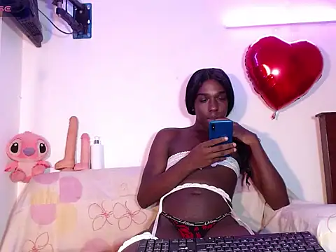 Snapshot of taylor_hot85 chatting on October 9, 2025, 2:34 am taylor hot85 online show from October 9, 2025, 2:34 am