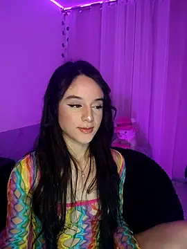 Snapshot of tamara_vald chatting on October 24, 2025, 4:33 am tamara vald online show from October 24, 2025, 4:33 am