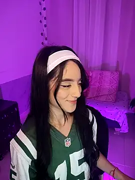 Snapshot of tamara_vald chatting on November 23, 2025, 1:15 am tamara vald online show from November 23, 2025, 1:15 am