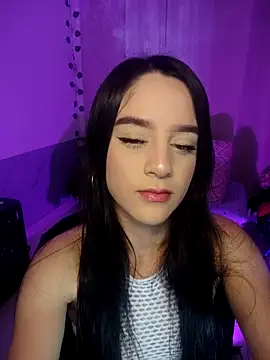 Snapshot of tamara_vald chatting on November 29, 2025, 9:15 pm tamara vald online show from November 29, 2025, 9:15 pm