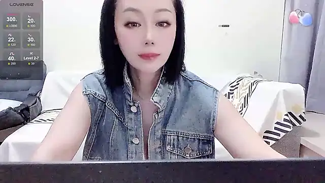 Smile-- online show from October 18, 2025, 12:40 pm