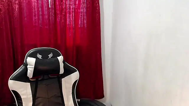 Teamo kiara online show from December 18, 2025, 7:46 am