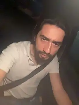 maximusdominus26 online show from November 4, 2025, 8:40 am