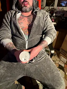 marcotatuatooo online show from January 8, 2026, 9:43 pm