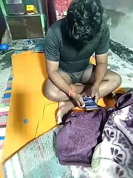 RED Queen 6 online show from December 1, 2025, 3:35 pm