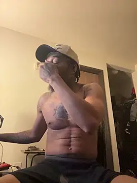 Snapshot of thefreakscomeoutatnight chatting on December 15, 2025, 10:21 am thefreakscomeoutatnight online show from December 15, 2025, 10:21 am