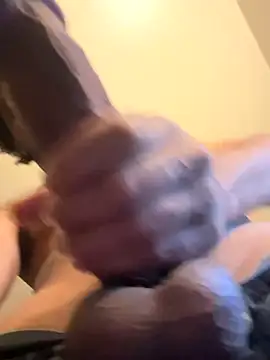 Snapshot of thefreakscomeoutatnight chatting on October 30, 2025, 7:50 am thefreakscomeoutatnight online show from October 30, 2025, 7:50 am