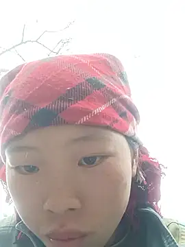 Khanhu xx online show from February 15, 2026, 7:09 am