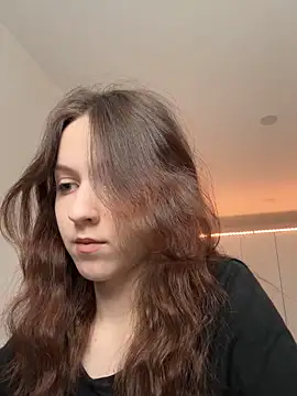 monnymoon online show from October 12, 2025, 9:10 am