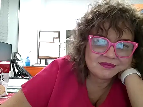 roxy863086 online show from October 6, 2025, 7:47 pm