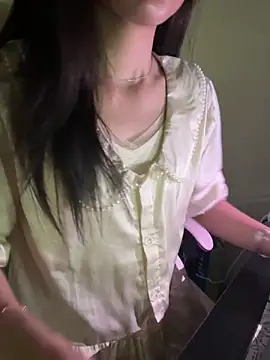 lee ly online show from February 24, 2026, 3:46 pm