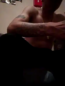 Snapshot of Tucloroformosexxx chatting on March 27, 2026, 11:00 am Tucloroformosexxx online show from March 27, 2026, 11:00 am