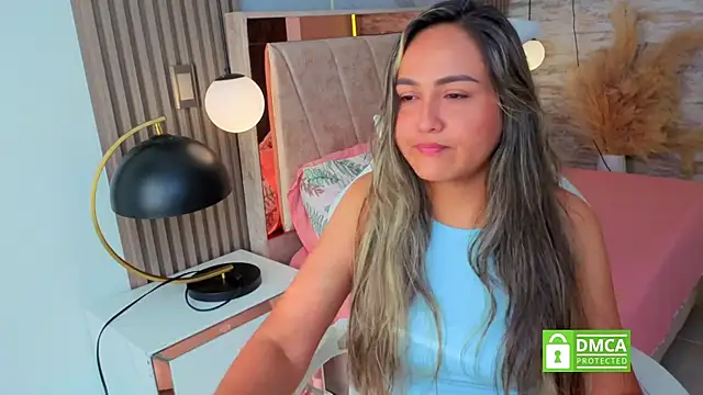 lila cute1 online show from December 16, 2025, 1:48 pm