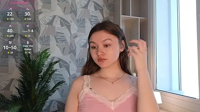 LewisThrone online show from November 20, 2025, 3:18 am