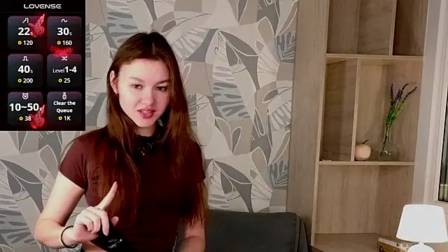 LewisThrone online show from November 2, 2025, 1:10 am