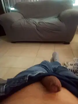 Ricuss9 online show from November 27, 2025, 7:47 pm