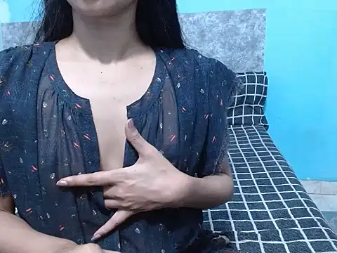 Snapshot of hey_mishtidoll chatting on November 3, 2025, 12:27 am hey mishtidoll online show from November 3, 2025, 12:27 am